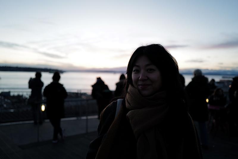 Máy ảnh Leica Q2 Dawn By Seal Máy ảnh Leica Q2 Dawn By Seal