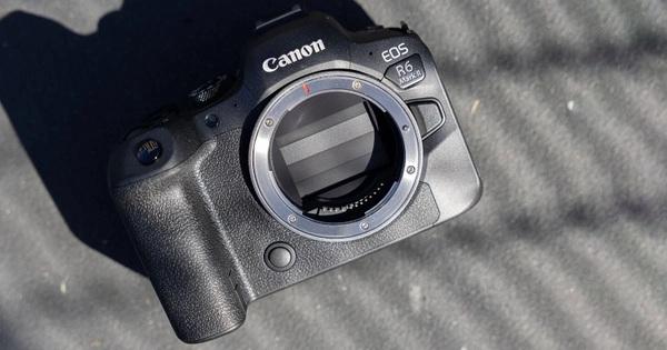 Máy ảnh Canon EOS R6 Mark II (Body only)