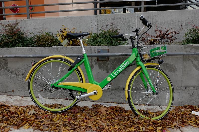 Máy ảnh Leica CL (Silver Body Only) | Chính hãng