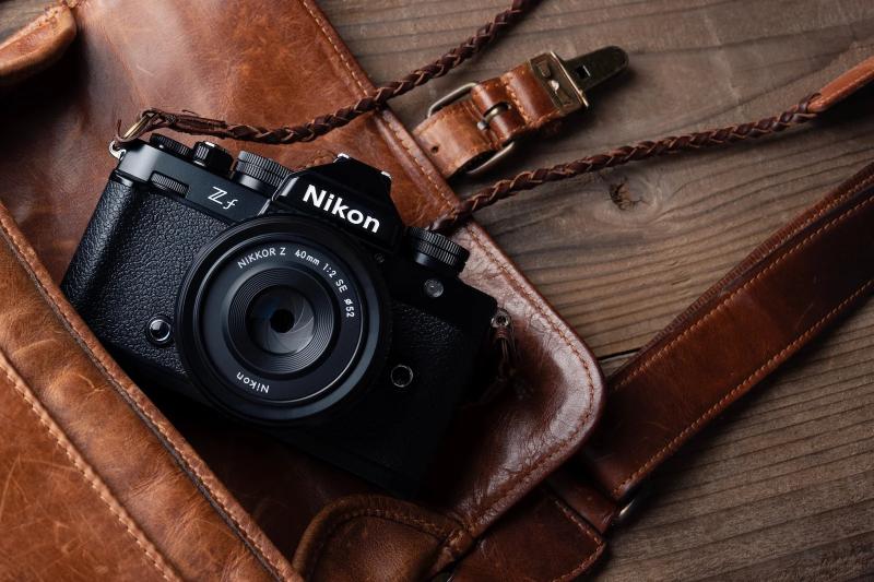 Máy ảnh Nikon ZF