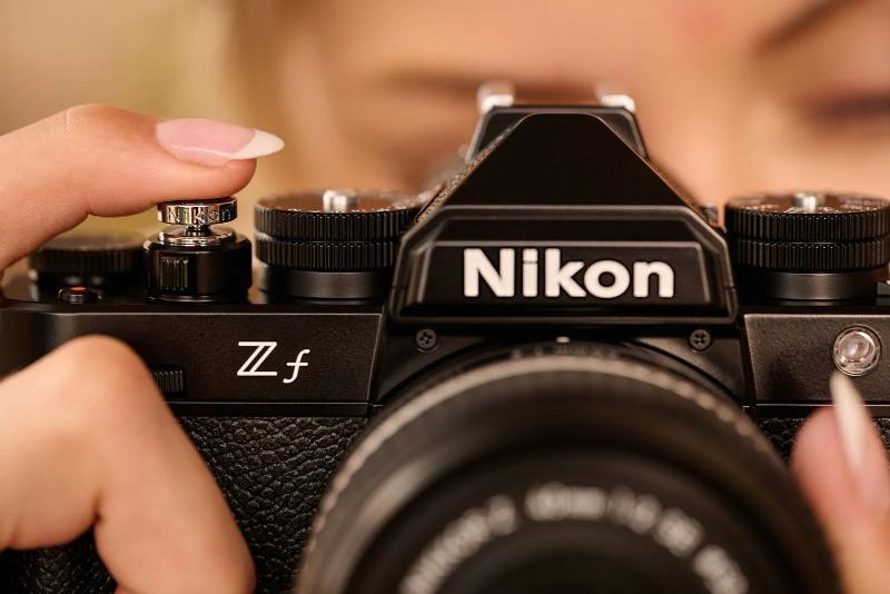 Máy ảnh Nikon ZF
