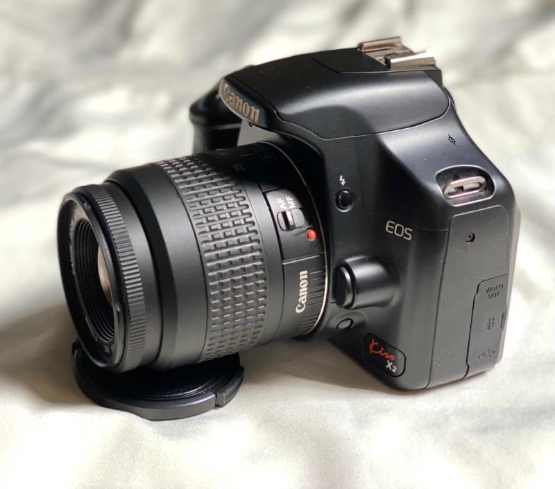 MÁY ẢNH CANON EOS KISS X2