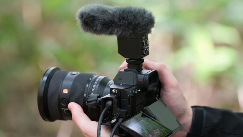 MÁY ẢNH SONY ALPHA A7R MARK V (Chính hãng)
