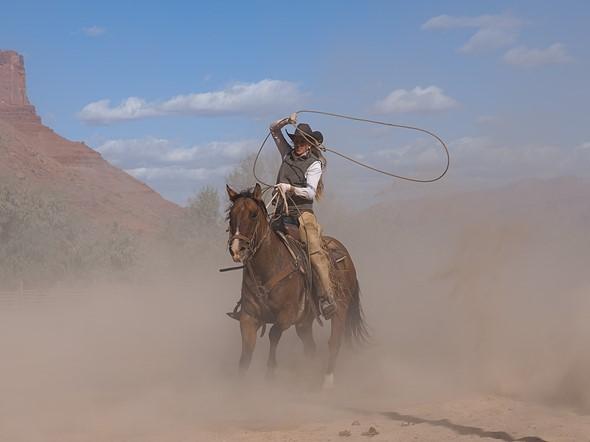 Máy Ảnh Olympus OM-D E-M5 Mark III Máy Ảnh Olympus OM-D E-M5 Mark III