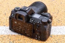 Nikon Z6 Mark III Kèm Lens Z 24-70 mm f/4 S, Mới 100% (Chính Hãng VIC)
