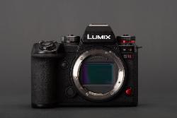Máy ảnh lumix s1ii