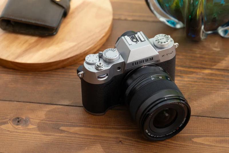 Máy ảnh FUJIFILM X-T50 Silver (Hãng) Máy ảnh FUJIFILM X-T50 Silver (Hãng)