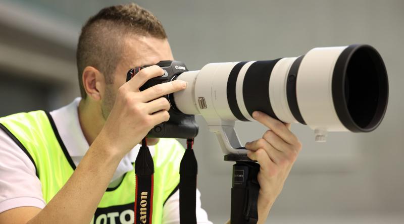 Ống kính Canon RF 100-300mm F2.8L IS USM