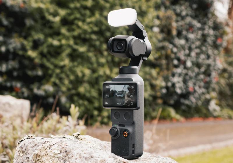 Camera DJI Osmo Pocket 4 Standard Combo